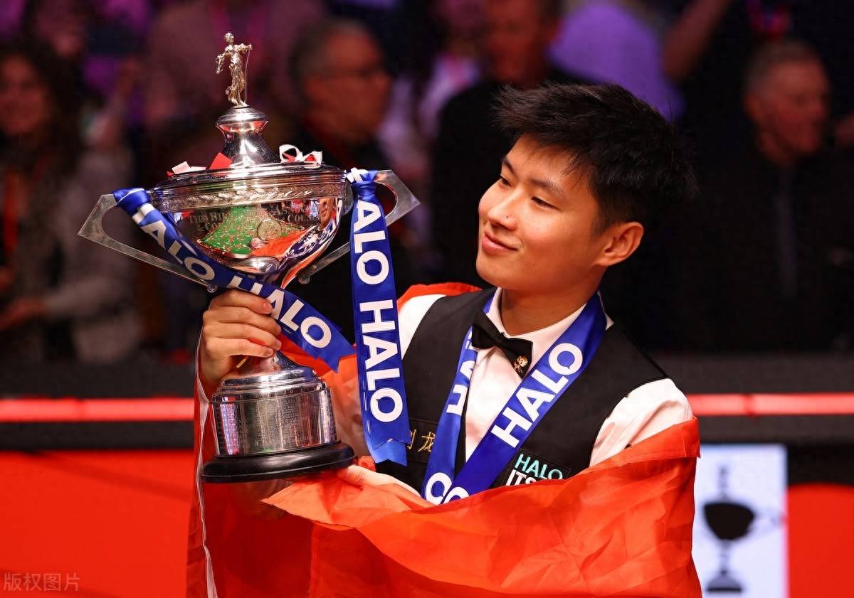 或是翟晓川 或是翟晓川